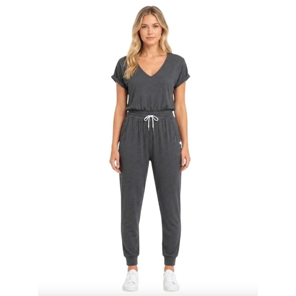 Vuori All Day Jumpsuit Charcoal Heather V Neck Jogger Athleisure Size M